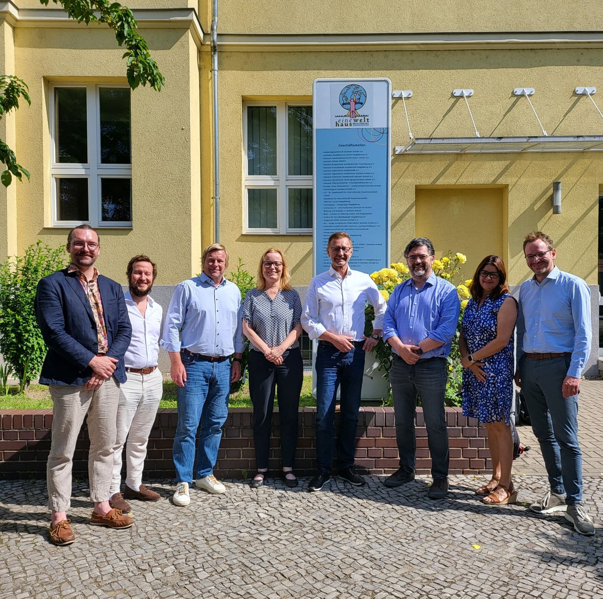 Intensiver Austausch mit INTEL über das interkulturelle Leben in Magdeburg bei einem Besuch der AGSA im <a href="/einewelthaus/">AGSA@einewelthaus</a> in <a href="/Ottostadt/">Ottostadt Magdeburg</a>  #Magdeburg in <a href="/sachsenanhalt/">Sachsen-Anhalt</a> 
#Diversity #Equity #Inclusion