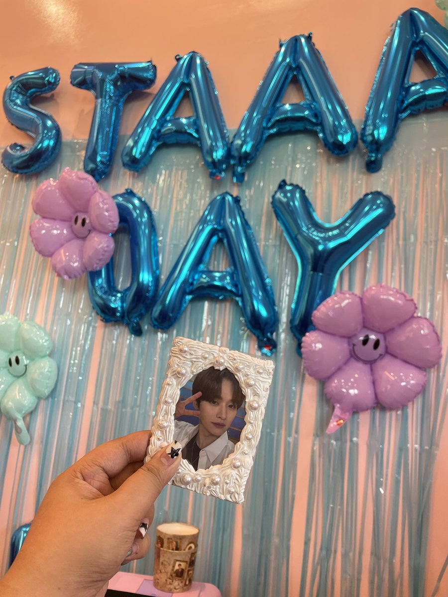 skzwdzcart's tweet photo. Happy Stay Day!
#Platform325 https://t.co/cX3F5mgBTl