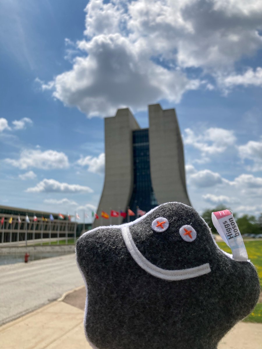 HiggsCentre's tweet image. Our #HiggsOnTheRoad was @Fermilab for the 40th International Symposium on Lattice Field Theory #Lattice2023.

@EdinburghUni &amp;amp; @HiggsCentre was well represented with many good talks from staff, postdocs and PhDs! (@a_portelli @femtoverse @lepitangue to name just those on here)