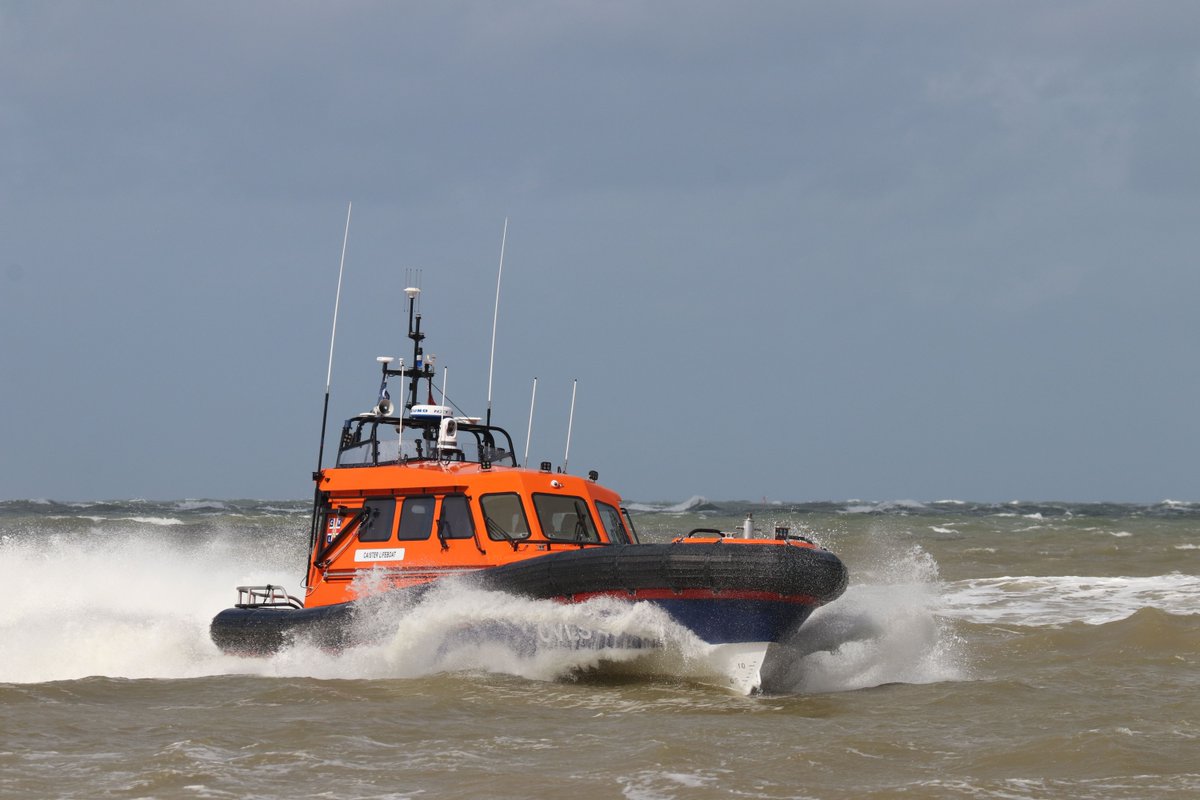 New, meet the old! The brand new all-weather, self-righting, CVLS 45-01 has met Bernard Matthews II! Yesterday saw Caister Lifeboat Day where the community gathered together to celebrate the new lifeboats reveal to the public!

Designed by Walker Marine Design

#DiverseMarine