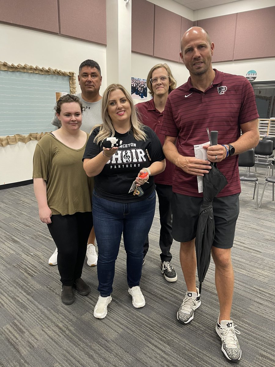 Picture with an animal #Princetonpantherpride2024 #phsblue