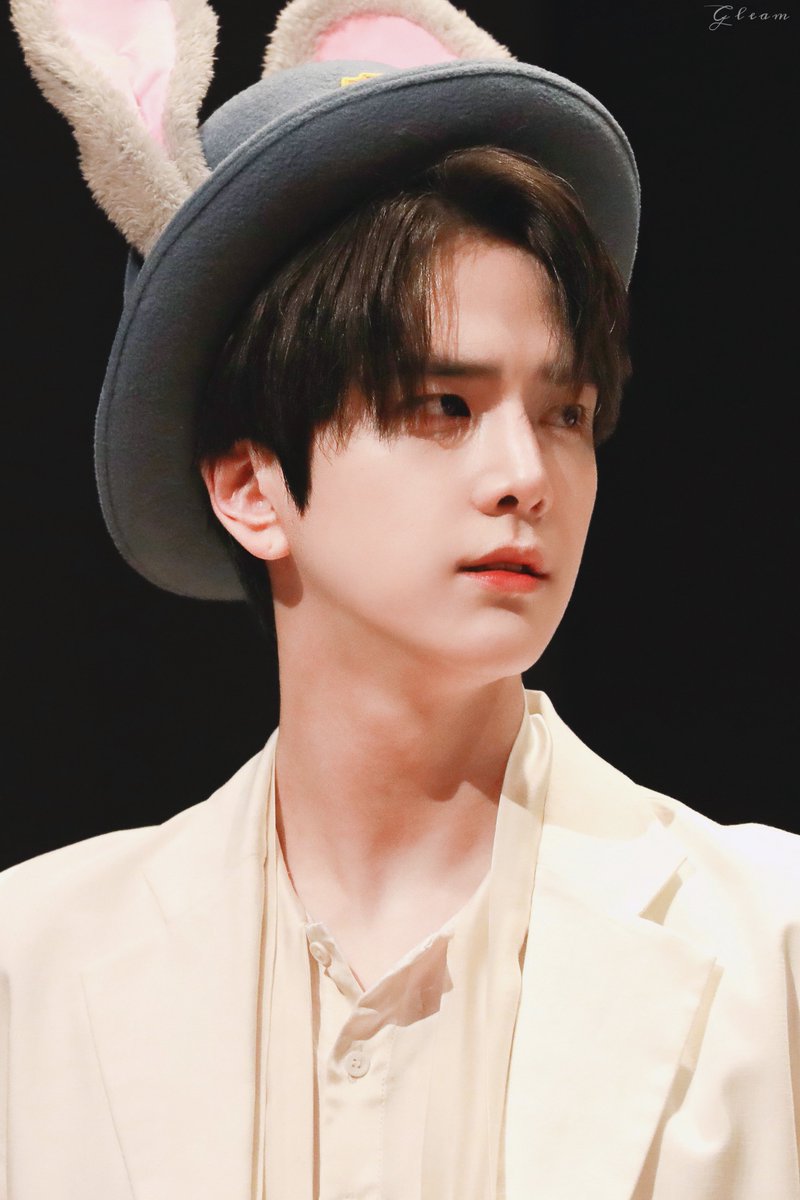 08GLEAM08's tweet photo. 영훈아 생일 축하해🍞💛💛사랑해

#빵담빵담_영훈이_생일축하해
#Dear_My_Boy_Younghoon
#더보이즈 #영훈 https://t.co/Jy5ItBm2vu
