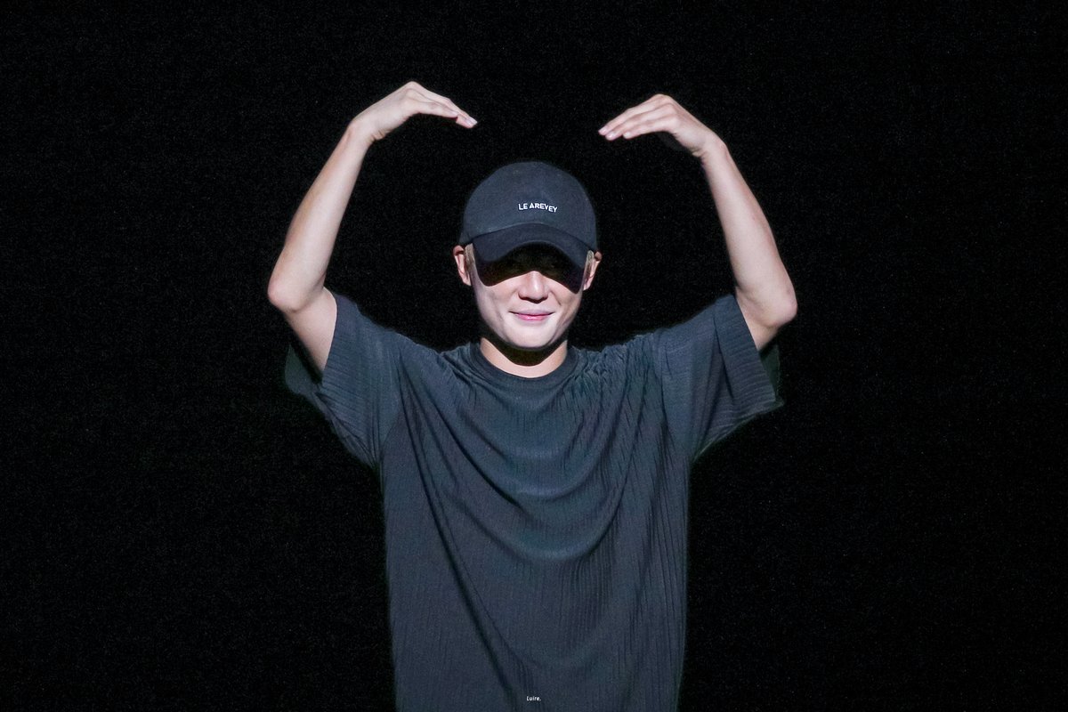 230806
뮤지컬 데스노트 부산 훠이훠이
🍭 luire-xia.tistory.com/69

#김준수 #시아준수 #준수 #XIA #JUNSU