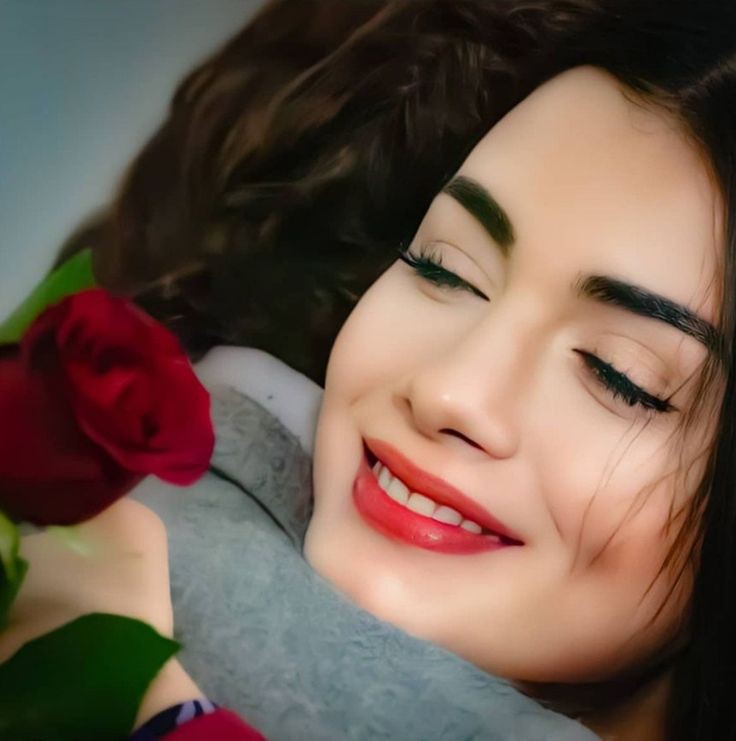 I love you And I repeat it to you so that you never doubt it, always keep in mind how important you are to me, how happy it makes me and how alive I feel in life with your love. For me, having everything is having you. I love you my life♥️ 🌹@Jo_Elhk♥️ 💕🌹💕🌹 #Ka_Elhk 💕🌹💕🌹