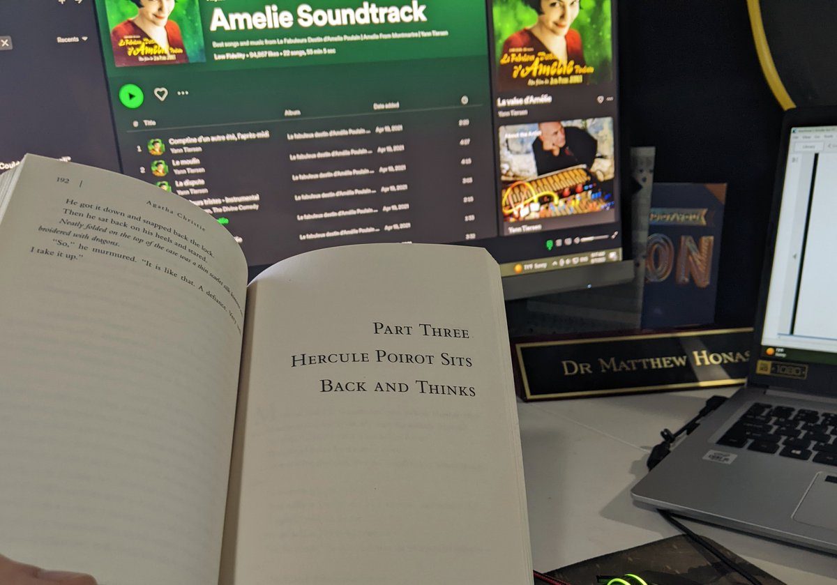 Listening to Amelie, I am reminded of my late father’s accordion playing. Many great memories listening to this while reading. #mondaymood #accordion #strings #music #nostalgia #memories #classic #soundtrack #filmmusic #cinematicmusic #soundtracks #film #instrumental #ost #artist