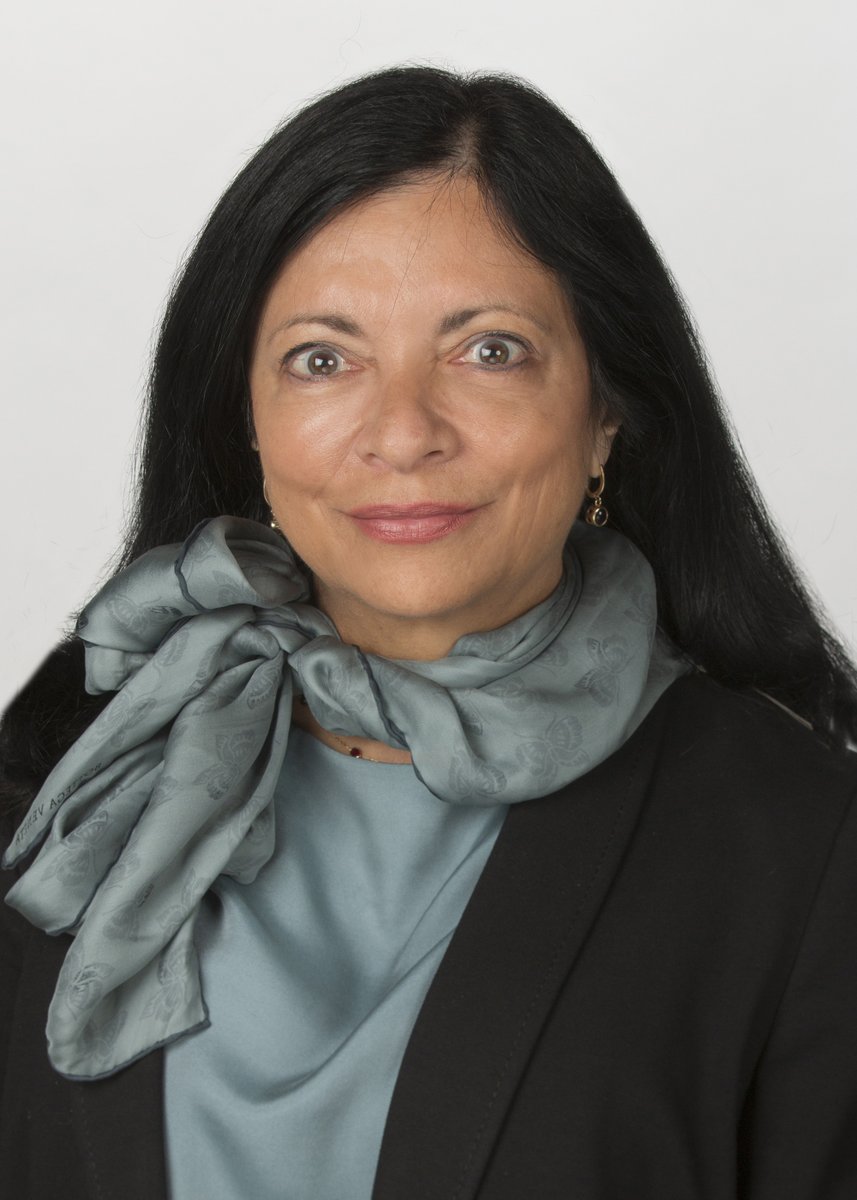 Congratulations to Lori Escallier, Dean and Professor of the College of Nursing on her re-election to the Commission on Collegiate Nursing Education (CCNE) Board of Commissioners in the chief nurse administrator role.

#nursingleadership