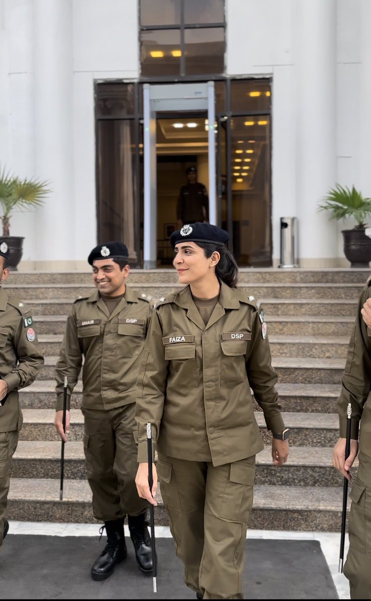 FaizaSodhar's tweet image. Two weeks’ field attachment with Punjab Police begins! 👮♀️ 
#DSP #SindhPolice