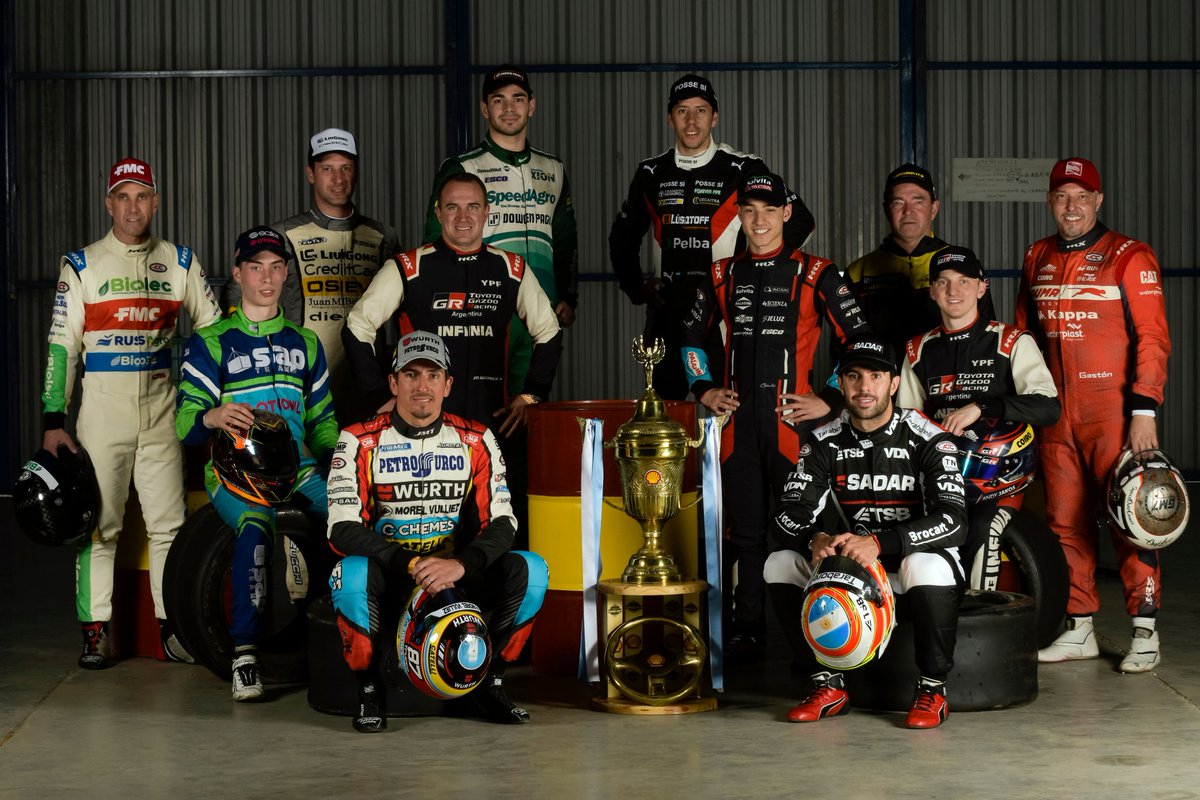 Tuercas & Tablones 🗞 📸 🏁 (@tuercastablones) on Twitter photo 📰 Los 12 clasificados a la Copa de Oro de las #TCPickUp:
• <a href="/diegociantini/">Diego Ciantini</a> (Ganador de la Etapa Regular)
<a href="/juampigianini/">Juan Pablo Gianini</a>
<a href="/MWernerOK/">Mariano Werner</a>
<a href="/guriomar1/">Omar Martinez</a>
<a href="/Agusmartinez_9/">Agustin Martinez</a>
<a href="/gastonmazzacane/">Gaston Mazzacane</a>
<a href="/MarcosQuijada15/">Marcos Quijada</a>
<a href="/manurcera/">MANU URCERA</a>
<a href="/andijakos/">andi jakos</a>
<a href="/rodriguez_maty/">Matias Rodriguez</a>
<a href="/nicopezzucchi/">Nicolas Pezzucchi</a>
<a href="/juanmtrucco/">Juan Martin Trucco</a>
📸 <a href="/actcargentina/">Turismo Carretera ACTC</a> 📰 Los 12 clasificados a la Copa de Oro de las #TCPickUp:
• <a href="/diegociantini/">Diego Ciantini</a> (Ganador de la Etapa Regular)
<a href="/juampigianini/">Juan Pablo Gianini</a>
<a href="/MWernerOK/">Mariano Werner</a>
<a href="/guriomar1/">Omar Martinez</a>
<a href="/Agusmartinez_9/">Agustin Martinez</a>
<a href="/gastonmazzacane/">Gaston Mazzacane</a>
<a href="/MarcosQuijada15/">Marcos Quijada</a>
<a href="/manurcera/">MANU URCERA</a>
<a href="/andijakos/">andi jakos</a>
<a href="/rodriguez_maty/">Matias Rodriguez</a>
<a href="/nicopezzucchi/">Nicolas Pezzucchi</a>
<a href="/juanmtrucco/">Juan Martin Trucco</a>
📸 <a href="/actcargentina/">Turismo Carretera ACTC</a>