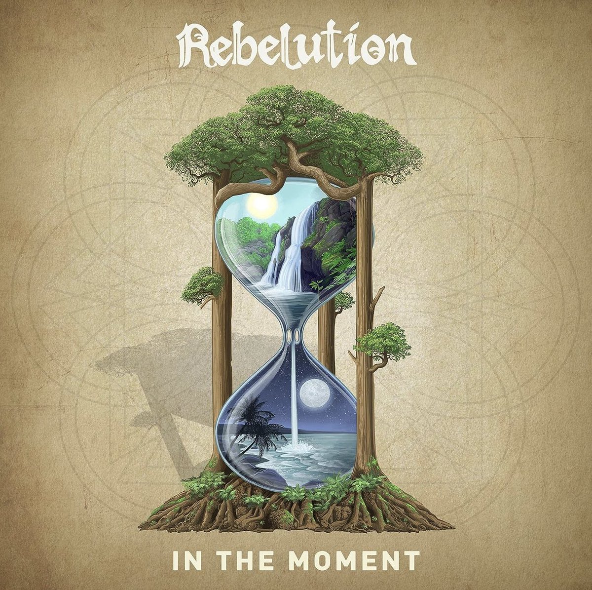 bymjmazzei's tweet photo. Allow me to introduce the first ever consumable art piece that is half glass and half joint 🔥🔥🔥 a recreation of @RebelutionMusic album In The Moment 😶‍🌫️😶‍🌫️😶‍🌫️ @nuglifeclub #nuglifeclub @RAWLIFE247 https://t.co/JRGoEX0JMj