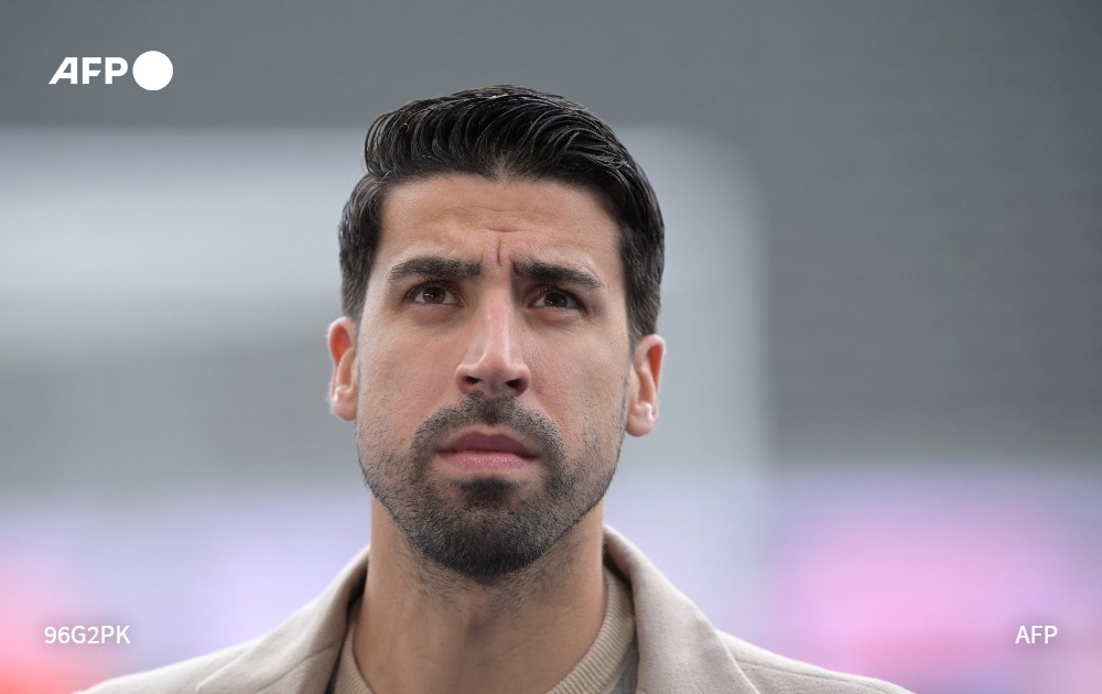 STORY DES TAGES

Der beim DFB als Sportchef gehandelte Sami Khedira hat einen kritischen Blick auf den Verband und plädiert für Reformen.

via <a href="/ransport/">ran</a> 
ran.de/sports/fussbal…