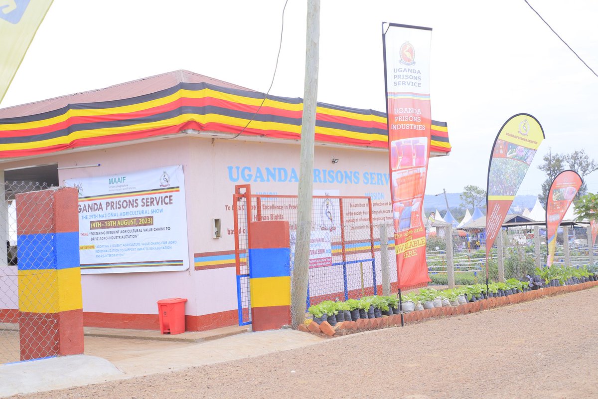 UgandaPrisons's tweet image. From the lush green fields to the bustling marketplace, let's visit the the Uganda Prisons exhibition centre at the Source of the Nile in Jinja City and witness the brilliance of modern agricultural technologies, traditional wisdom and sustainable practices. 

#AgricShow2023