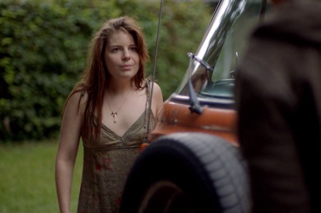 chaissac's tweet photo. Je ne dis pas que @ManonBrilCUAH joue dans "Detectorists", je me demande juste ce qu'elle faisait en 2015 ? Et ce nom au générique : "Aimée-Ffion", pourquoi ? https://t.co/4SJuXtL7IV