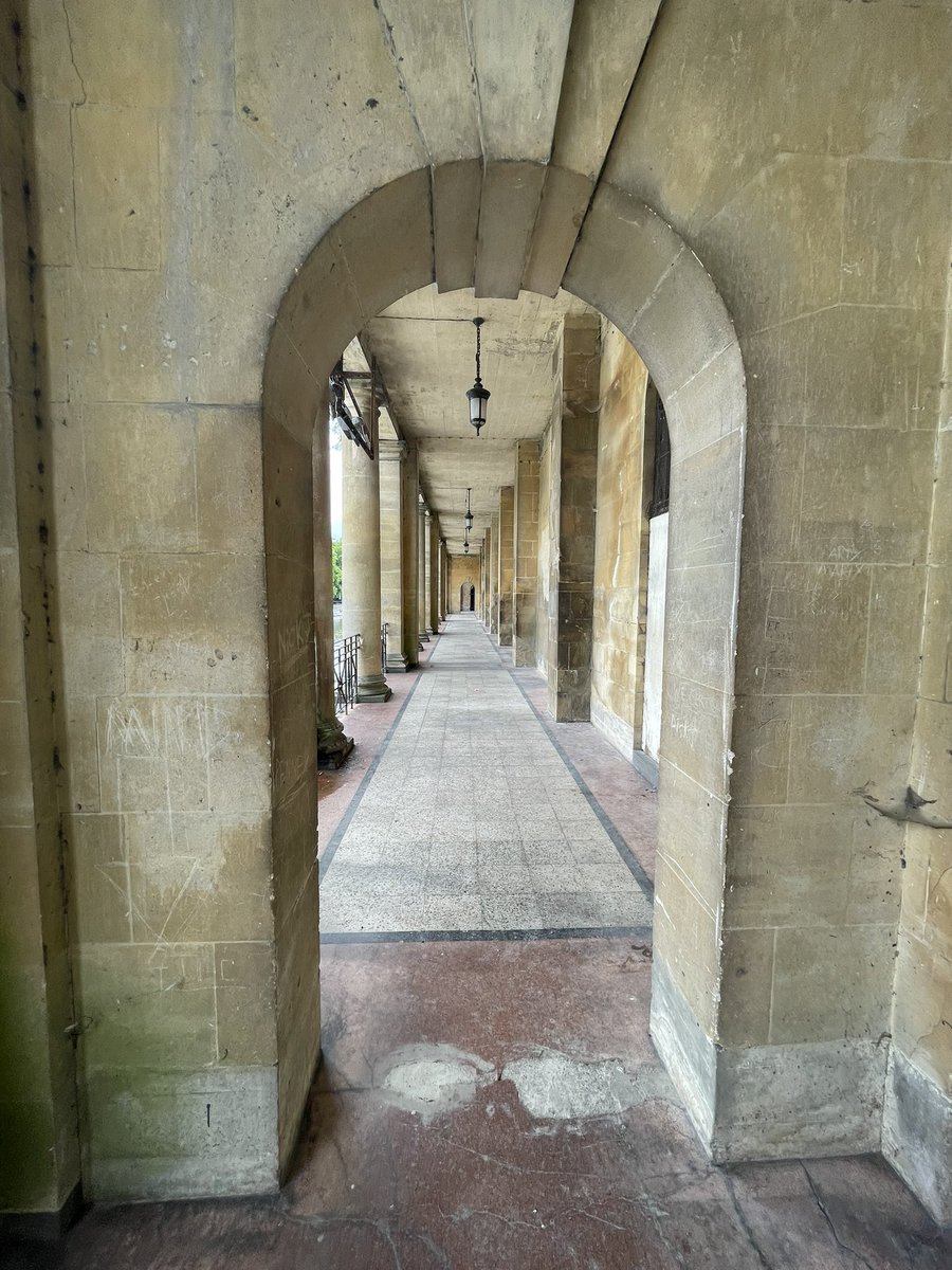 Shelly_Dewhurst's tweet photo. Really interesting day exploring the lesser known medieval Bath with a delegation from Beppu (Japan) and showing off the glorious #bathriverline #riveravon https://t.co/TSqAufhvvF