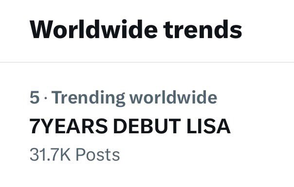 ์No stopping for our best girl

7YEARS DEBUT LISA 
#7YearsWithBLACKPINK
