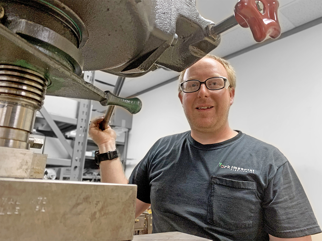 York_Imperial's tweet photo. #HappyAnniversary to MATTHEW BUTCHER who is celebrating 19 years with #YorkImperialPlastics in 2023 🥳 #ThankYou Matt for your hard work &amp; dedication. We’re honored to have Matt as a part of the #YIP family 🙏 #ItsaYIPthing #YorkImperial #EmployeeEngagement https://t.co/dgRQvk1V6G