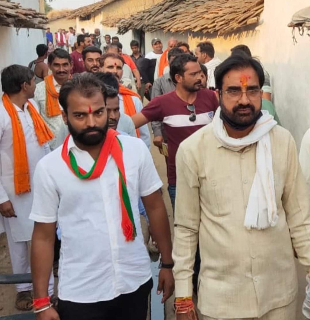 ramu_raghu1c's tweet image. अँधेरो से नही कोई राब्ता अपना,
उजाला हूँ रोशनी फ़ितरत है मेरी|
@JM_Scindia @JajpalJajji