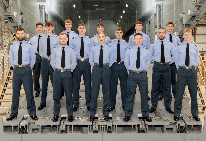 Defence Movements Training Squadron tweet media