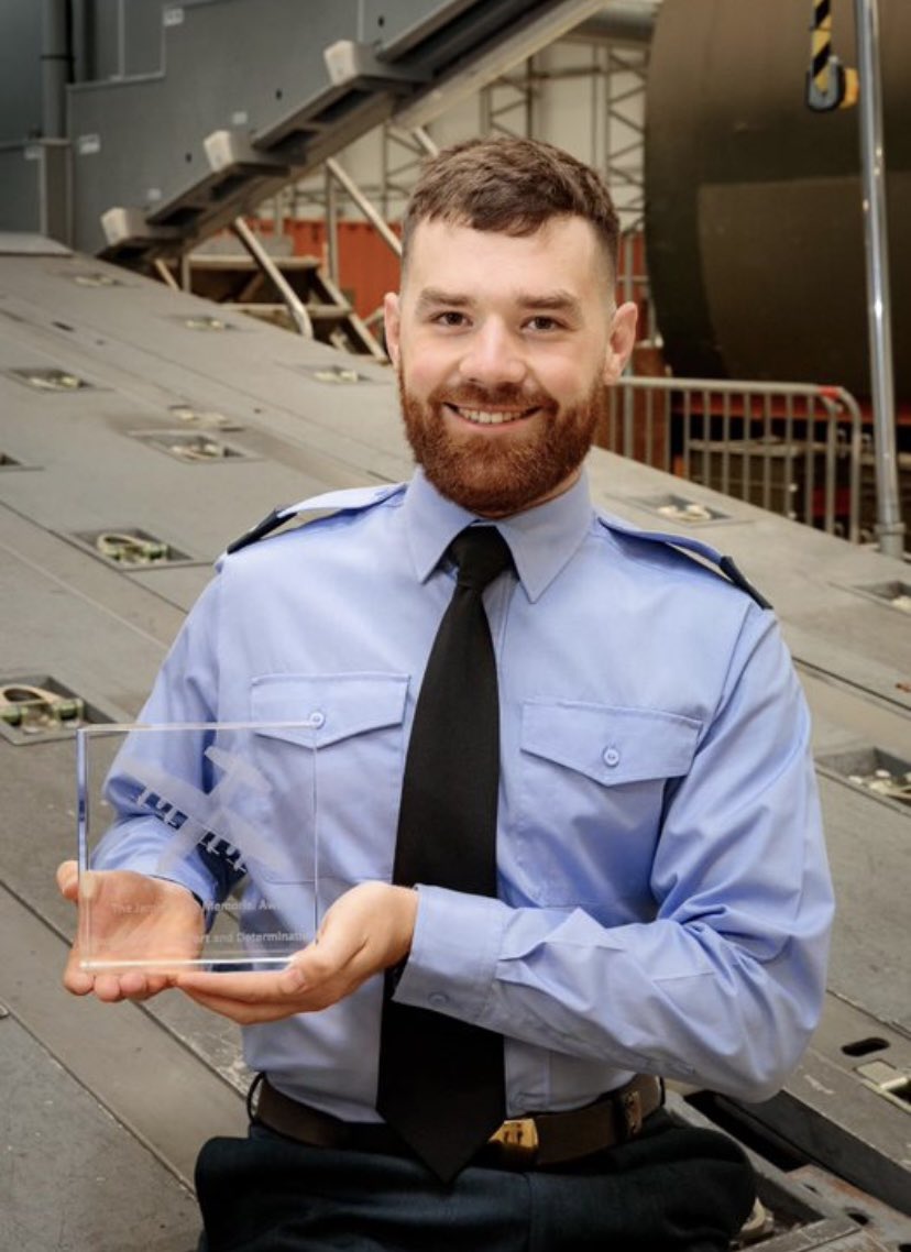 Defence Movements Training Squadron tweet media