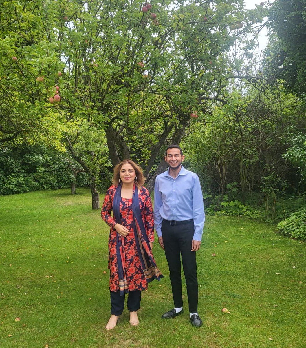 IndiainDenmark's tweet photo. Ambassador @Pooja_Kapur met Mr. Ritesh Agarwal @RiteshAgar, CEO of @OYORooms at India House. OYO has a significant presence in the vacation home sector in Denmark, with #DanCenter, #DanLand and #BornholmskeFeriehuse under its wing. #IndiaDenmark #dkbiz #OYO #OYORooms https://t.co/boY0YLef8M