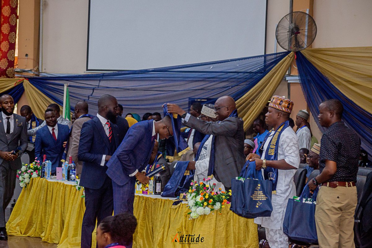 drmickyID's tweet photo. July 31st, 2023(a week today) got inducted into the medical profession.

RE INTRODUCING🥳
Dr Idowu M.O
MB;BS(ILORIN) https://t.co/j4wWysvFy2