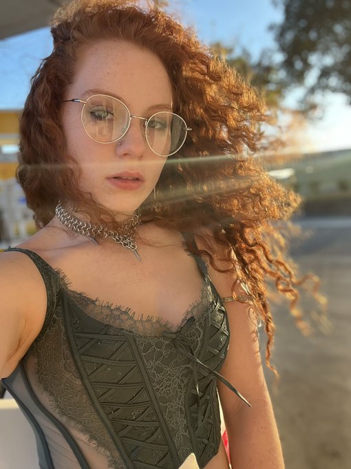 Peep the fit👀 #SummerSlam https://t.co/RKsZqD1HBt<a href="/tag/summerslam"class="tags">#SummerSlam</a>