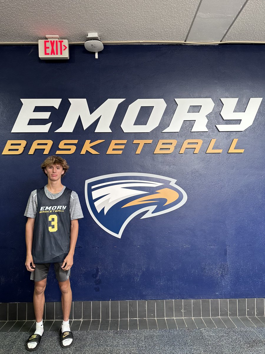 Riley Hugues tweet media
