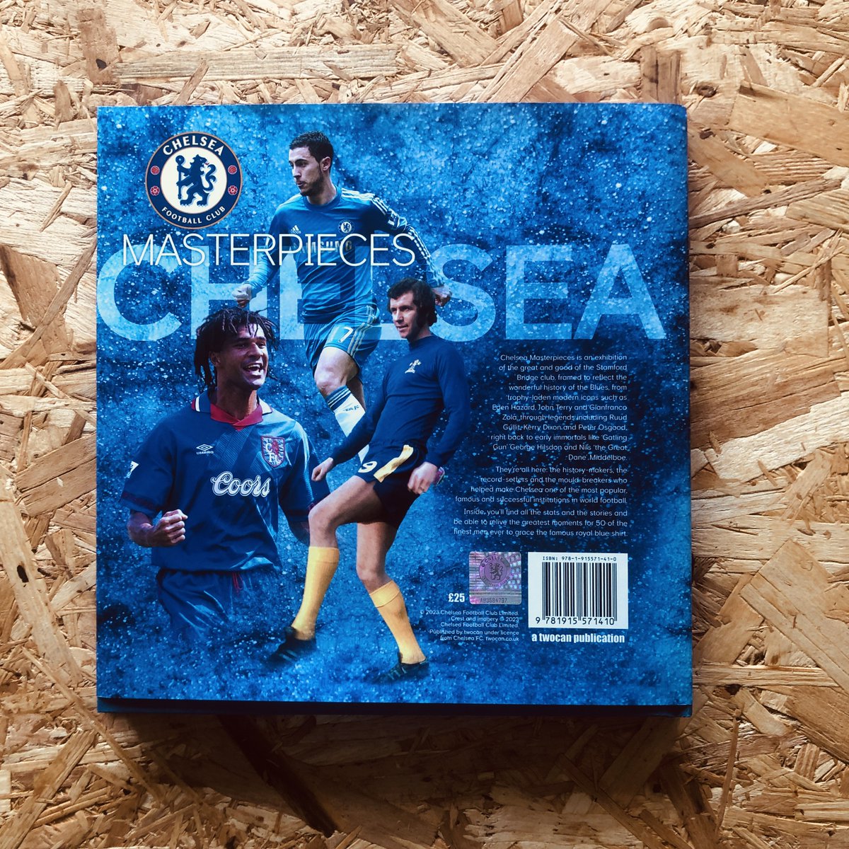 𝐍𝐄𝐖 | CHELSEA MASTERPIECES by <a href="/RickGlanvill/">Rick Glanvill</a> 

An exhibition of the great and good of the Stamford Bridge club, framed to reflect the wonderful history of the Blues. 

🛒 stanchionbooks.com/products/chels…