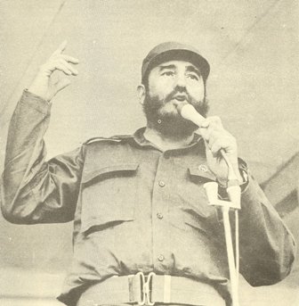 #FidelPorSiempre: "Queremos un mundo sin hegemonismos, sin armas nucleares, sin intervencionismos, sin racismo, sin odios nacionales ni religiosos, sin ultrajes a la soberanía de ningún país, con respeto a la independencia y a la libre determinación de los pueblos (...)"