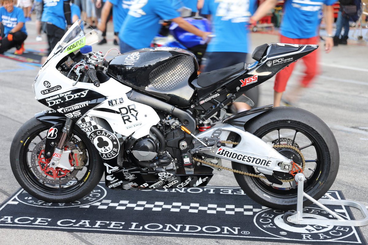 d_repsol's tweet photo. よろしくお願いしますm(_ _)m
 #drdry8耐 https://t.co/BdYhrZbsvn