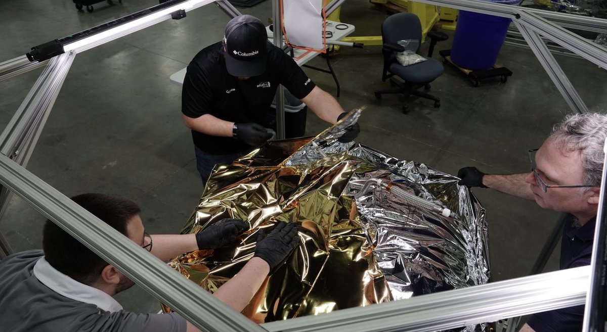 Int_Machines's tweet photo. The aerospace community once believed cryogenic all-composite liner-less pressure vessels were not achievable, but the @ScorpiusSpace PRESSURMAXX composite liner-less tanks are game-changing for our lunar lander. The tanks weigh significantly less, allowing us to deliver more mass to the lunar surface in preparation for humanity's return to the Moon.