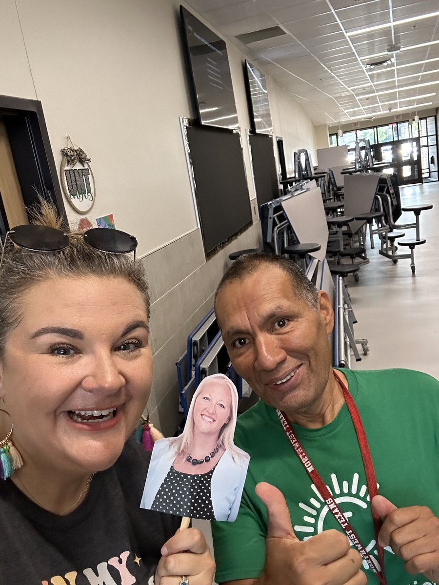 Megan Self (@mhself34) on Twitter photo He makes our whole school shimmer!! <a href="/LanceElementary/">Lance Thompson Elementary (NISD)</a> <a href="/NorthwestISD/">Northwest ISD</a> #beaninfluencer He makes our whole school shimmer!! <a href="/LanceElementary/">Lance Thompson Elementary (NISD)</a> <a href="/NorthwestISD/">Northwest ISD</a> #beaninfluencer
