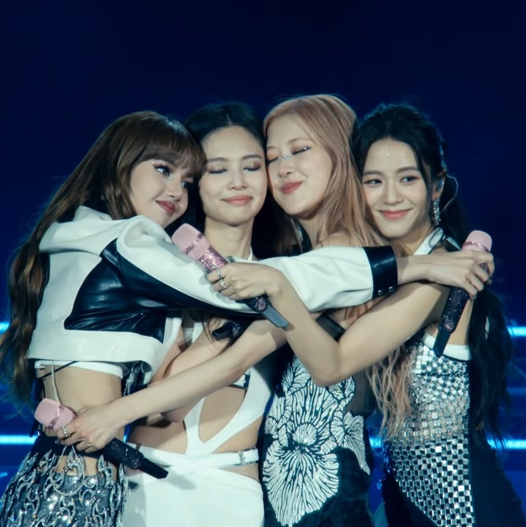 I’m so proud of everything you have accomplished 🖤❤️ Thank you for everything

ALWAYS WITH BLACKPINK
#7YearsWithBLACKPINK
#FOUReverWithBlackpink
#일곱살_블랙핑크_일평생_함께할게 <a href="/BLACKPINK/">BLACKPINKOFFICIAL</a>