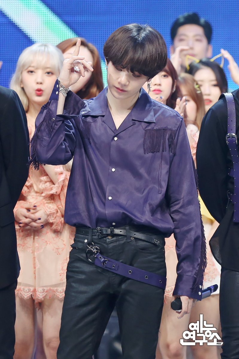 _N94j's tweet photo. 얘들아 우리 한 번 잘생긴 슈가 사진 공유하기
해볼까? 일단 나부터 할게 https://t.co/n5FE8c0i3n