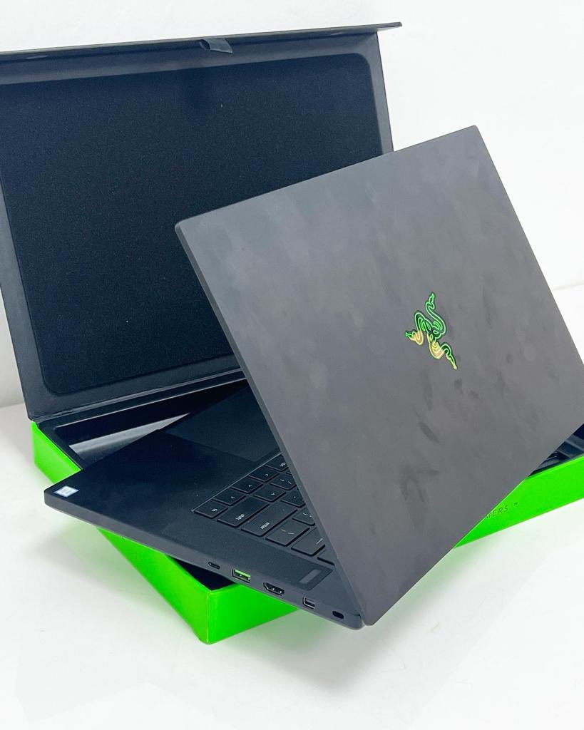 Aderealnigeria's tweet image. Openedbox 2019 Razer blade 15 RZ09- 03309E76 2.6Ghz 

Processor: CoreI7 9750H 9th gen Hexa core (12 processor threads)
Ram: 32gig DDR4 2667 Mhz
Storage: 1TB HDD plus 256gb ssd
Size: 15inches 
Graphics: 6gig dedicated nvidia 

Price: N790,000

Dm to buy or swap

#UpgradeYourTech