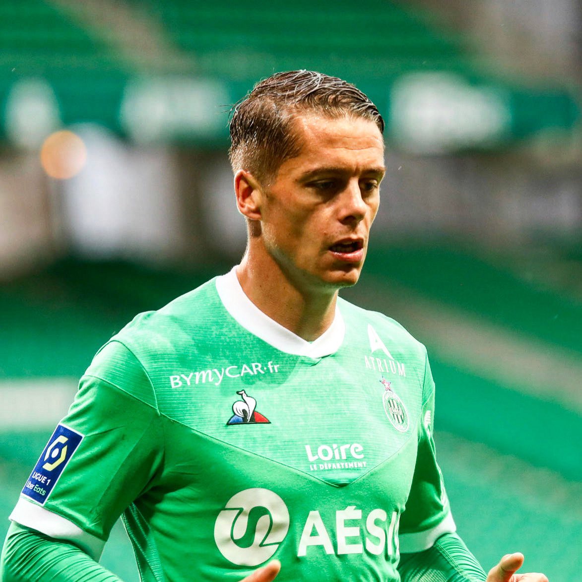 🚨 OFFICIEL ! Romain Hamouma (36 ans) annonce qu’il met fin à sa carrière de footballeur professionnel. 💚👋