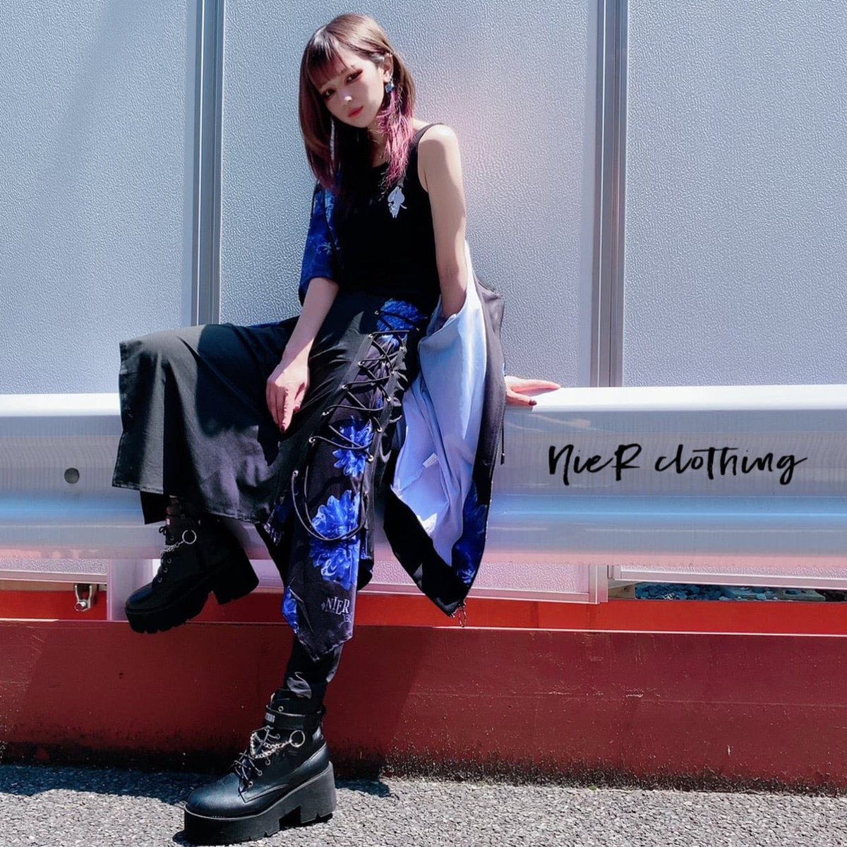 NieR_tokyo's tweet photo. 🎁本日〆切プレゼント企画🎁

変則フラップスカート付き
BRAID PANTS【BLUE DAHLIA】

🎁3名様にプレゼント🎁

ユニセックスアイテムです🐰

◼応募方法
フォロー(@NieR_tokyo) &amp; RT
◼締切〆  本日24時

※鍵垢の方も対象内です。

是非ご参加ください🙇‍♂️🙇‍♀️ https://t.co/dYgpb6k2PX