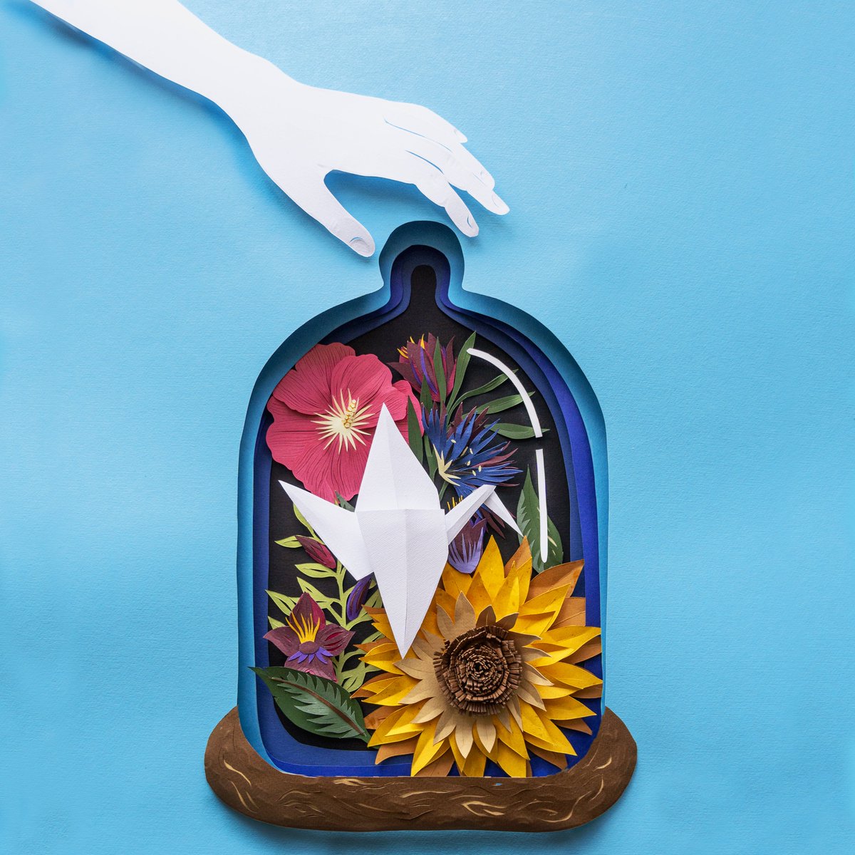 #Oppenheimer started the era of nuclear threat. We can end it! I share this paper crane because a world without nuclear weapons is in our hands.

CranesForOurFuture.org #CranesForOurFuture 

Artwork by Ukrainian Artist <a href="/EugeniaZoloto/">Eugenia Zoloto</a>