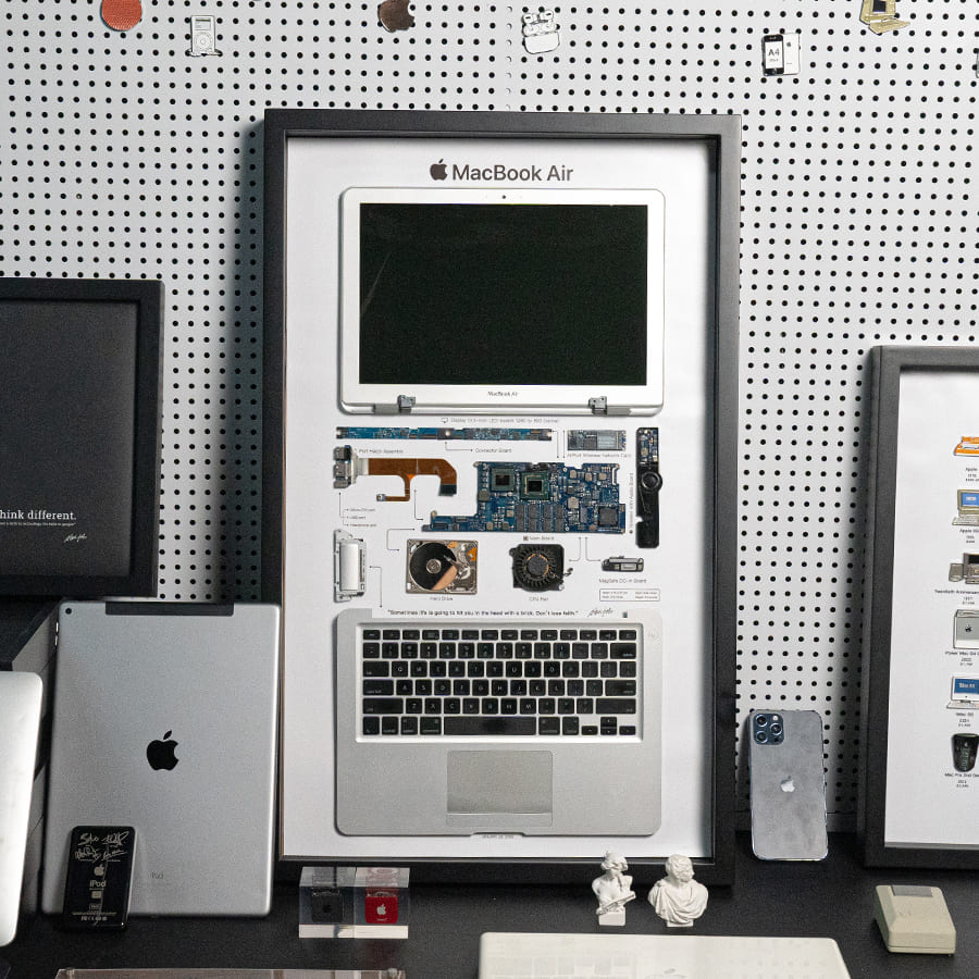 GridStudiocc's tweet image. Presents the MacBook Air 1st gen like you&apos;ve never seen before.. Come appreciate the beauty of technology with us.
To learn more: gridstudio.cc 👈
 #ArtFromTech #GridStudio