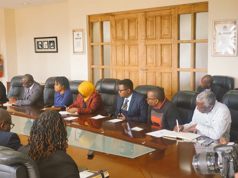 MRA_Malawi's tweet image. Today, MRA signed an MoU with MUBAS aimed at fostering collaboration in the development and delivery of a training program in Taxation and Customs that will lead to the award of a Postgraduate Certificate in Taxation and Customs at Msonkho House,Blantyre #TaxationTraining  #MUBAS
