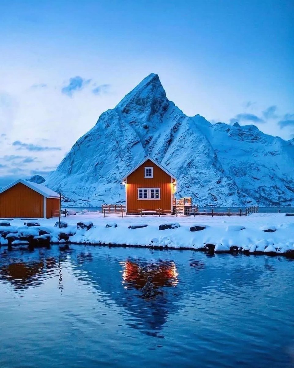 TheVacationator's tweet photo. Norway 🇳🇴 https://t.co/aTLlGLBG6h