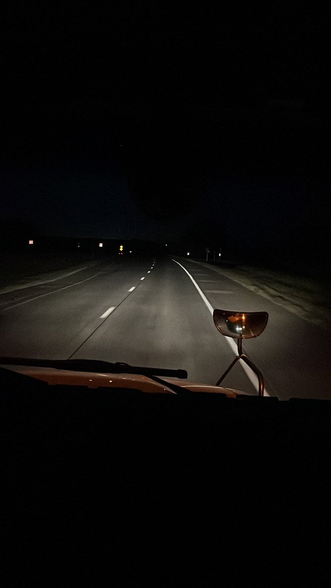 coachletsgo's tweet image. Bright and early on the road to Great Sand Dunes National Park!   #bootcamp2023