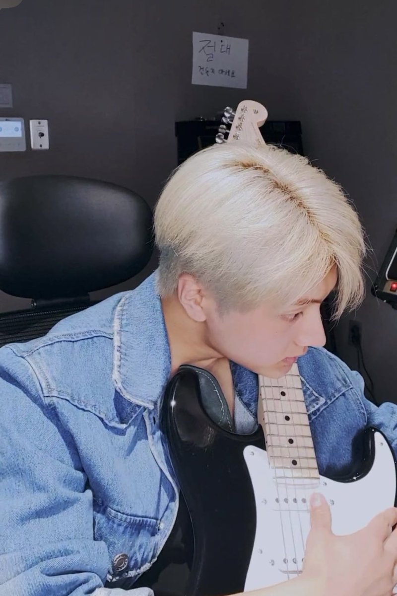 i love jay so much :((
