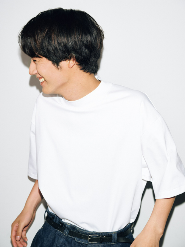 cherrymaho_info's tweet photo. 赤楚衛二がカメラの前で大爆笑！撮影現場で“大事にしていること”を語る
https://t.co/HZsmv8vi6W

#赤楚衛二 https://t.co/I28ZVLHqkJ
