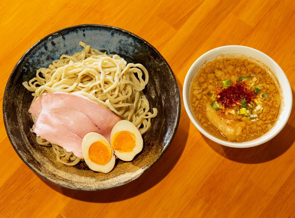 YWK_chuka's tweet photo. 🍜中華そばユメヲカタレ🍜

＼第2弾プレゼントキャンペーン／

🐷レアチャーシュー丸ごとプレゼント🐷

１名の方にレア状態の特製チャーシュー１本(約1kg)をプレゼント✨

フォロー+いいね👍+リツイートで応募完了🍜🍜

🎉締め切りは8月13日(日)まで🎉

#中華そばユメヲカタレ
#ユメヲカタレ
#夢を語れ https://t.co/rS7OHApwYG
