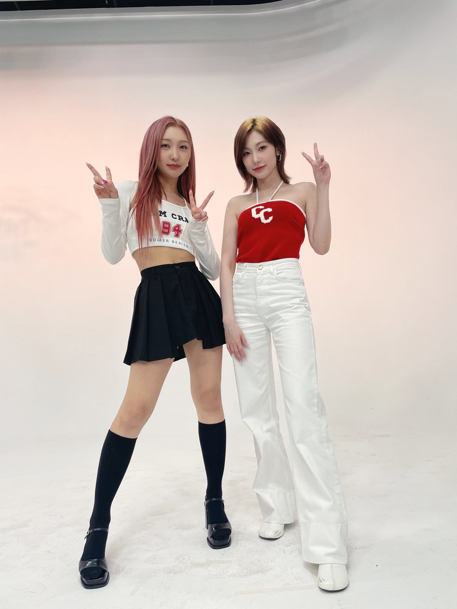 5ecretNumber's tweet photo. [*****]

❤️🤍민지니를 보면 행복이 ✌🏻배🥰

#SECRET_NUMBER #시크릿넘버
#JINNY #진희 #MINJI #민지
#시크릿투어 #SecretTour https://t.co/9K0dE2hYzA