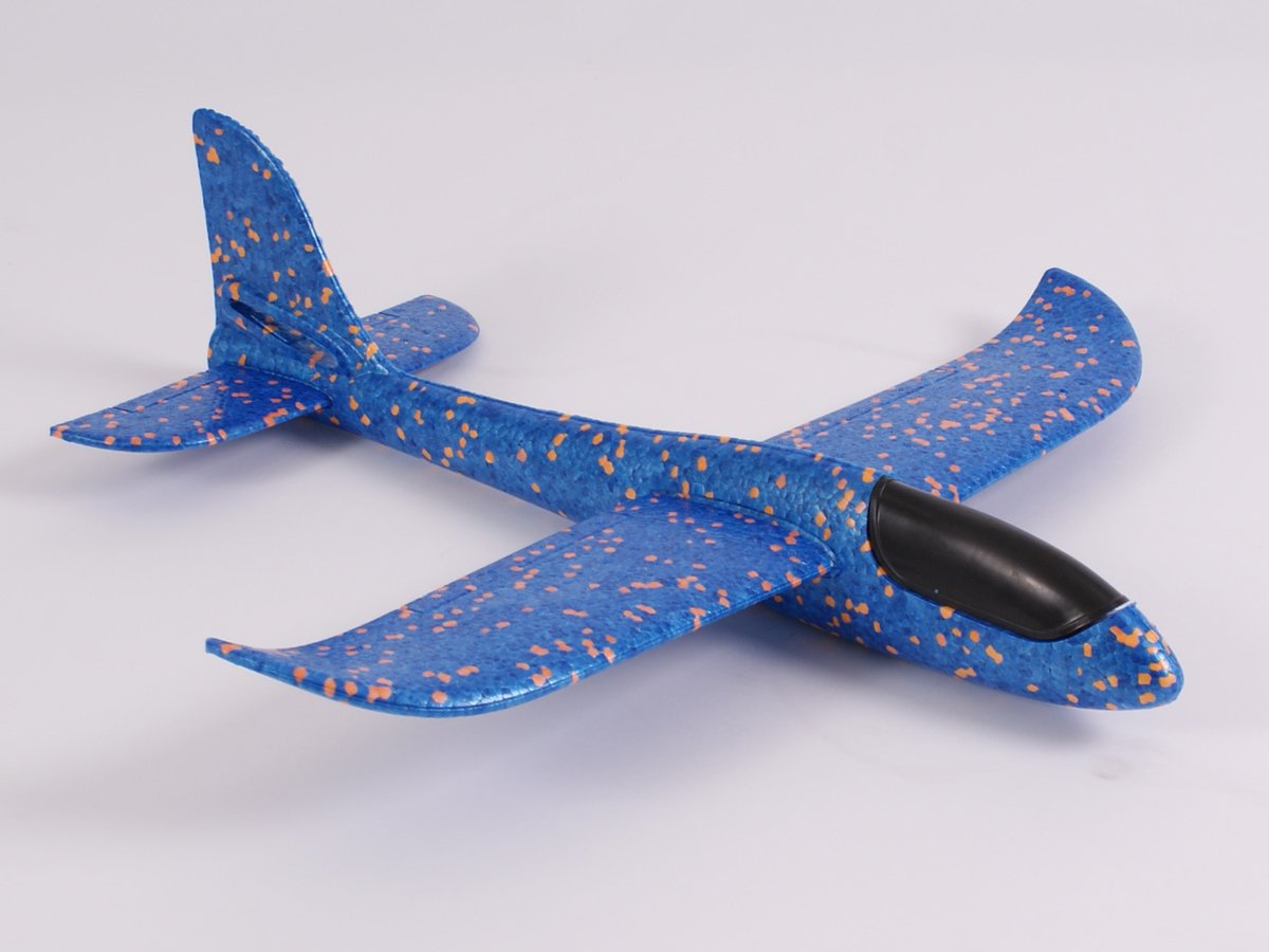 Century_UK's tweet image. Want to keep the kids entertained over the holidays?
Then have a look at our Mini Chuck Gliders! They are available in 3 different colours:
Blue with Orange
Green with Red
Orange with Green

#foammodels #foamplanes #summerholidays #summerfun #summeractivities #centuryuk