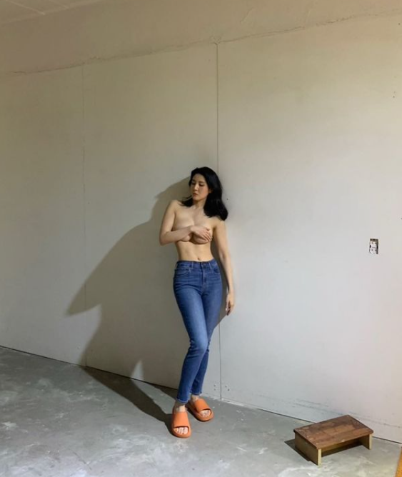 拍了全裸写真 想看的来