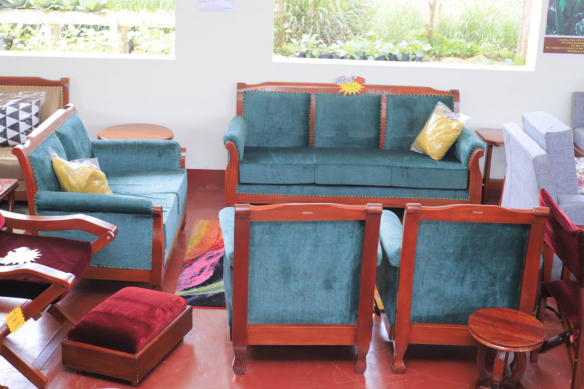 UgandaPrisons's tweet image. Exhibiting Quality sofa sets designed to provide comfort and style to a living space.

They are made of; Hard wood frame material, upholstery fabric (durable and easy to clean), cushioning (high-density foam for comfort and longevity) and overall craftsmanship.

#AgricShow2023