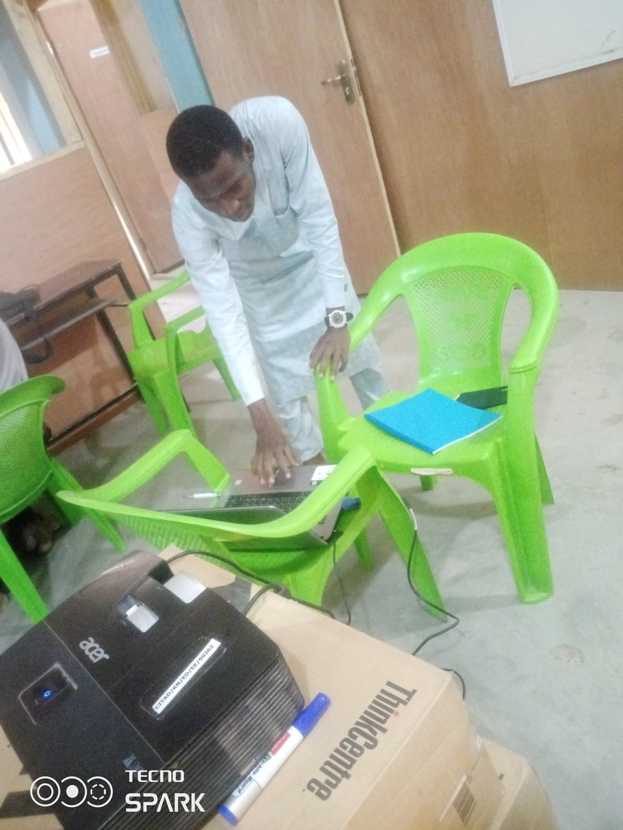 SadiyaAMusa1's tweet photo. The continuation of fourth week of the second phase  #DICI_YOW training for young women, organized by @ICTAdvocates and supported by @lenovo today's session is the practical class on website development using WordPress by Suhail Sani @YZYau @CitadRadio @s_suhailu https://t.co/tnnYTDQuck