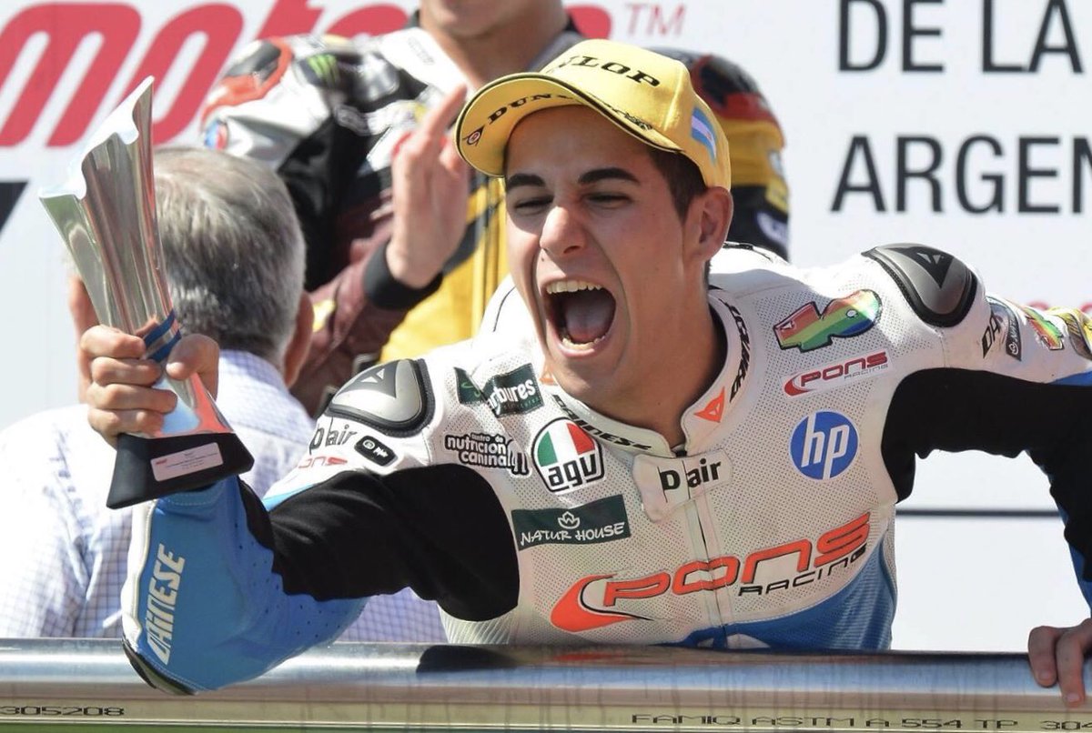 mundo_gp_'s tweet photo. Felices 32 Luis❤️🩹
#Alwaysls39 https://t.co/yL8NHvnb4P